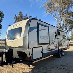 2019 Rockwood Ultra Lite Travel Trailer
