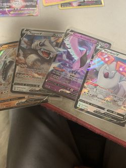 4 Pokémon V’s Bundle