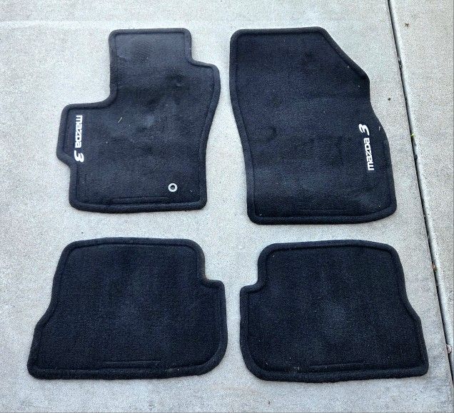 Mazda 3 Floor Mats - All 4 Mats, Brand New - North Glendale 