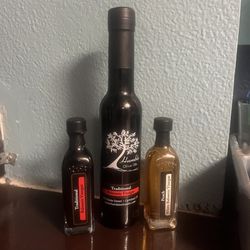 Gourmet Balsamic Vinegar Trio – Traditional & Peach / Set de Vinagres Balsámicos 
