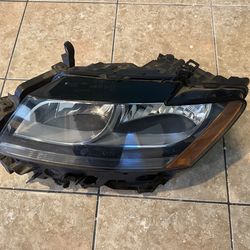 2008-2012 Audi Q5 Left Headlight Halogen