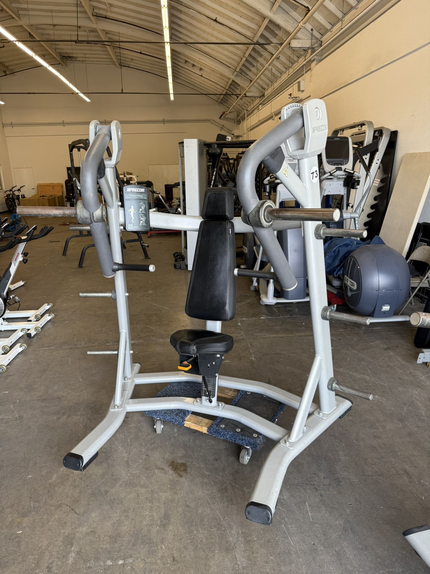 Precor chest press plate loaded weight machine, Commercial Gym equipment