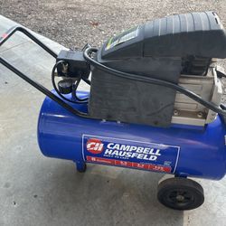 Campbell Hausfield 8 Gallon Air Compressor w/Regulator