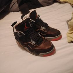 Air Jordan 4s Salmon 