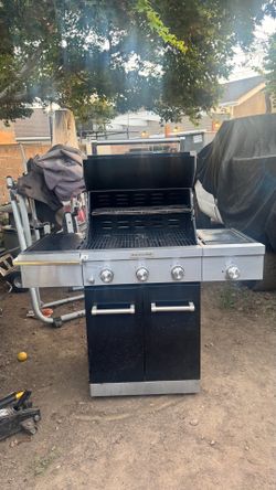 KitchenAid 3-burner gas grill