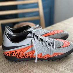 Nike Turf Soccer Cleats (Size 10 Mens)