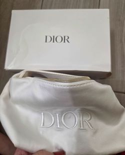 Dior makeup bag valentino cup