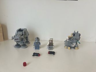 LEGO Star Wars: At-At Vs. Tauntaun Microfighters (75298)