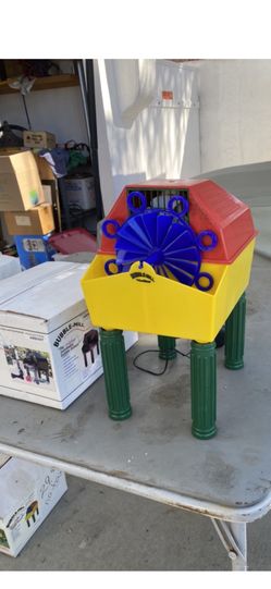 Cases Of Bubble Machines Surplus Wholesale Aprox 400 Colorful Bubble Blowers Available