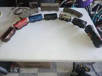 Marx Commodore Vanderbilt Locomotive w/ NYC  Train Set