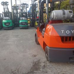 FORKLIFT TOYOTA 12.000 #