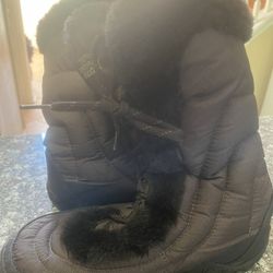 The North Face winter Grip Boot Size 7.5