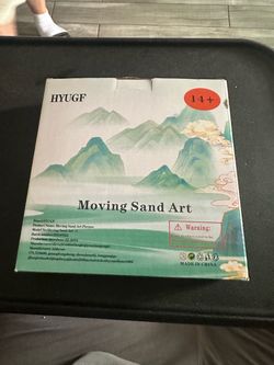 Moving Sand Art
