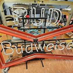 Selling 2 vintage Neon Signs