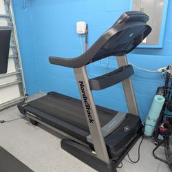 NordicTrack 2450 Treadmill 