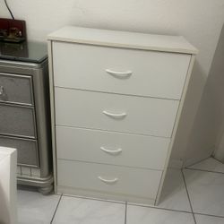 White Organizer