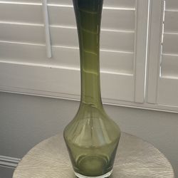 Crate & Barrel Olive Green Glass Kismet Vase Krosno Poland 20" Tall