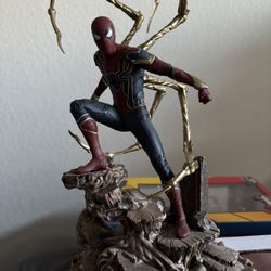 Iron Spider PVC Statue. 