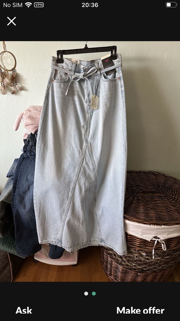 Levi’s Denim Skirt