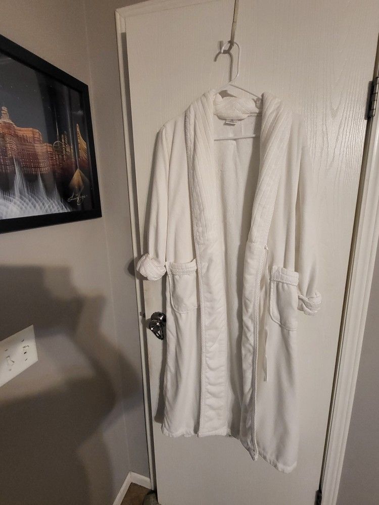 Luxury Robe From Bellagio Hotel In Las Vegas
