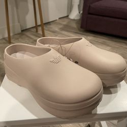 Adidas mule Brand New