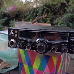 Title:
Cobra CB Radio – New / Unused with Mic & Paperwork