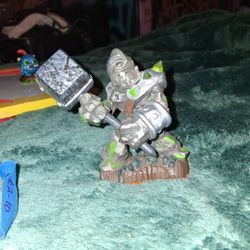 Crusher (Skylanders Figurine)