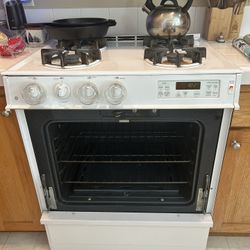 GE Gas Range 
