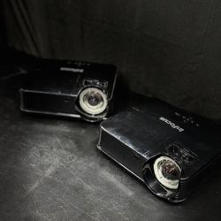InFocus IN126ST Short Throw DLP Projector – Used, Great Condition