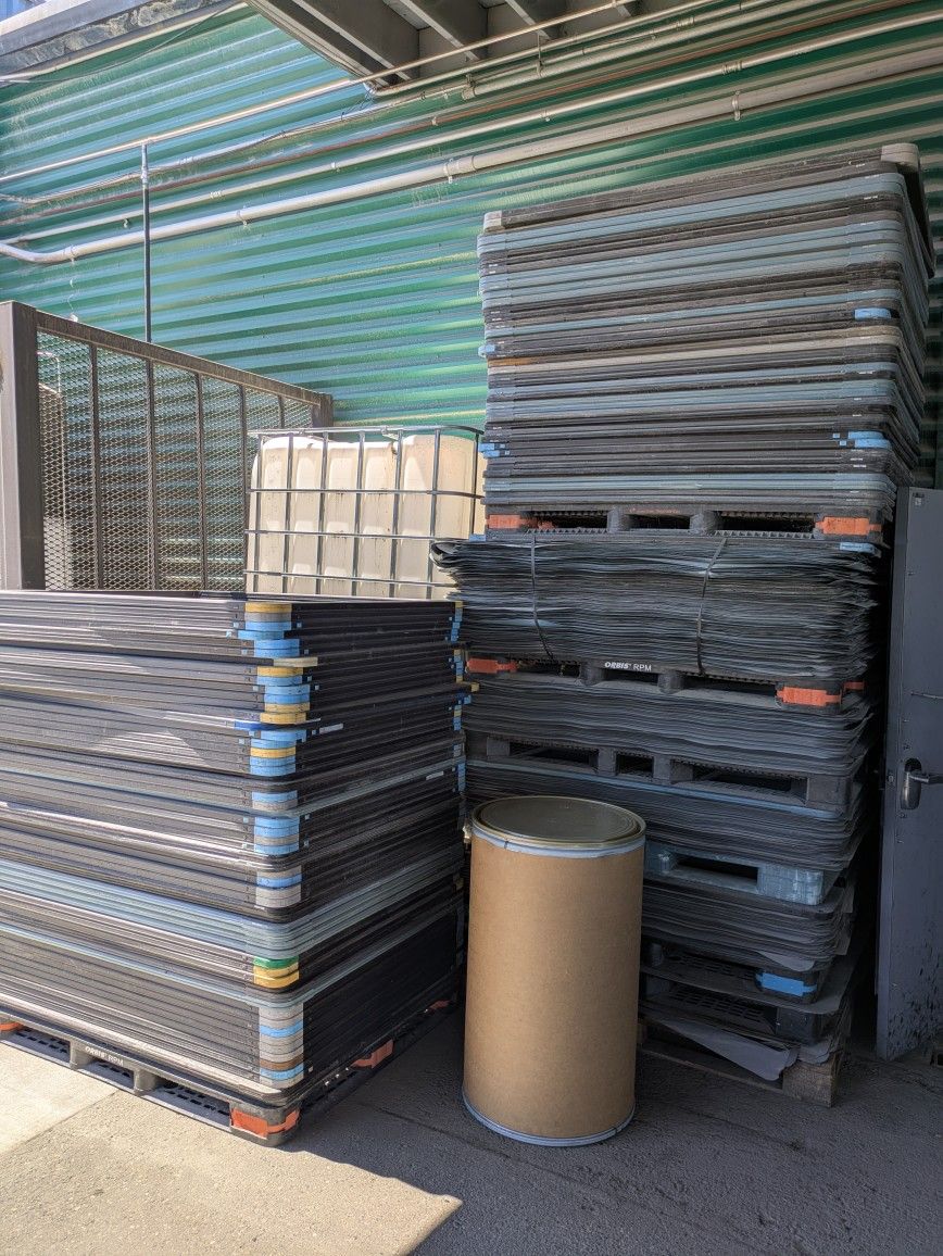FREE Plastic Slip Sheets & Top Frames