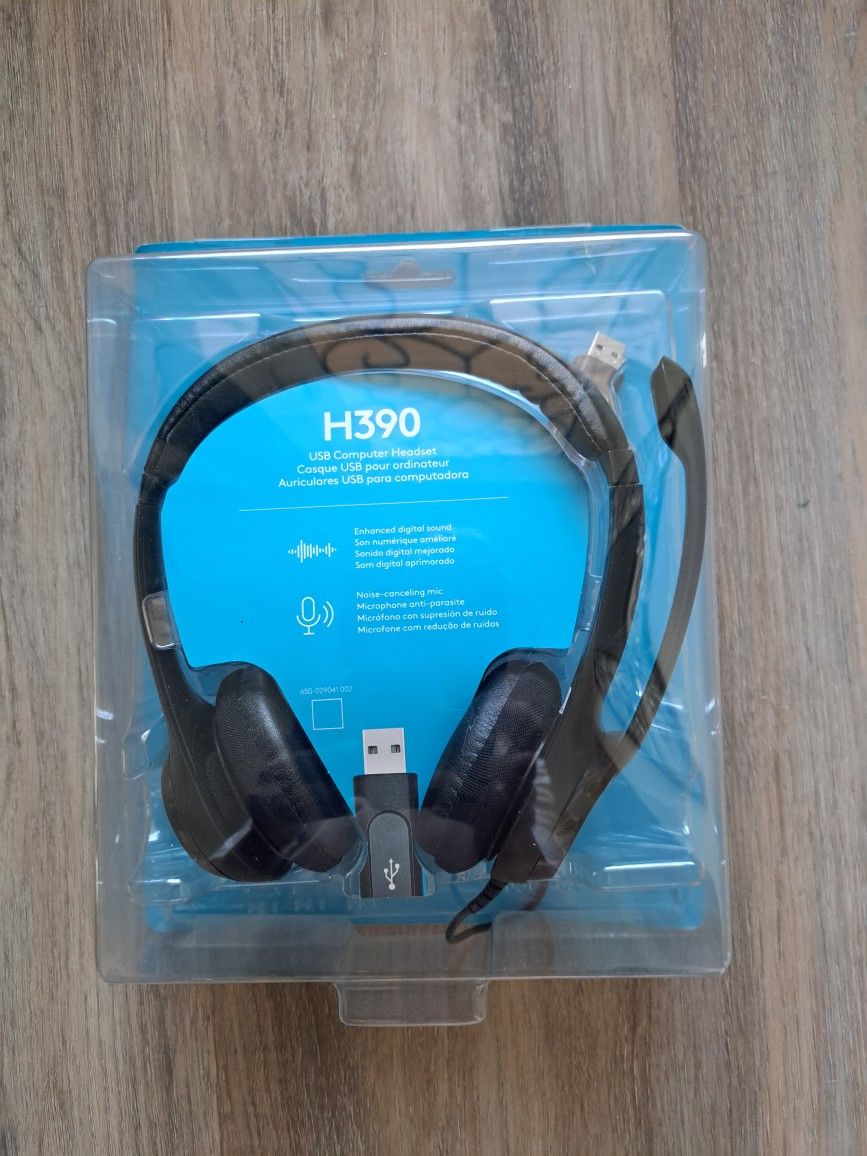 USB Computer Headset - Logitech Stereo Headphones Noise Canceling Mic