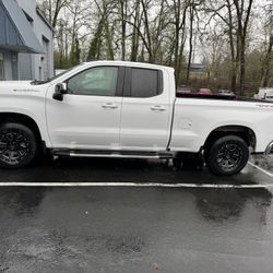 04/2019 Chevy Silverado 1500 4 X 4
