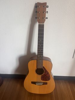 Yamaha Guitar 