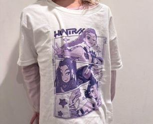 Kpop Demonhunters shirt size 6 In very good condition