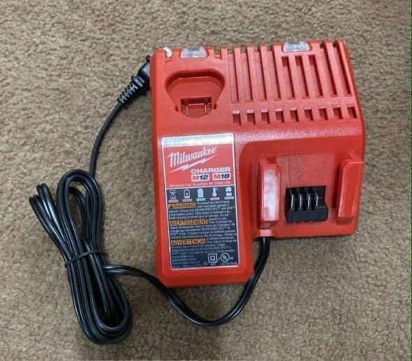 Milwaukee New Charger