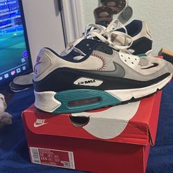 Size 12 AirMax 90 SE Ken Griffey