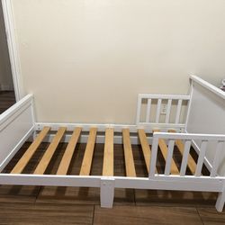 Tolder Bed 