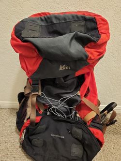 REI Hiking/travel Backpack