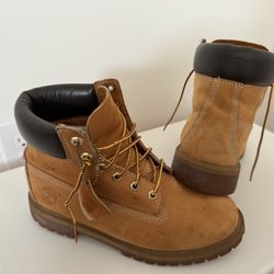 Timberland Premium 6” Waterproof Boots Classic Wheat Nubuck Size 6M Mens