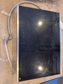 GE electric cooktop 30 inch