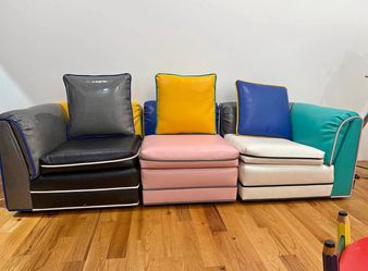 Colorful Modular Sectional Couch – Free Curbside Delivery