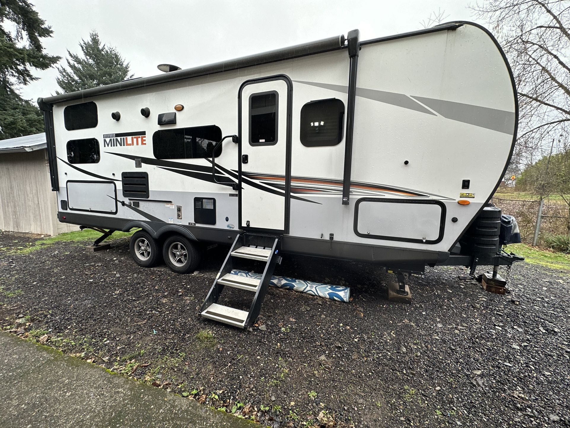 2021 Rockwood Mini light