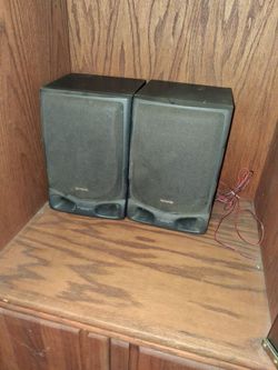 Aiwa speakers