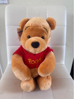 Disney Store Winnie the Pooh 17” Plush Stuffed Bear with Tags