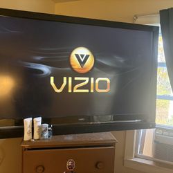 60-inch Vizio Tv
