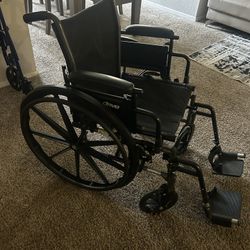 Silla de ruedas Drive Medical – Como nueva”