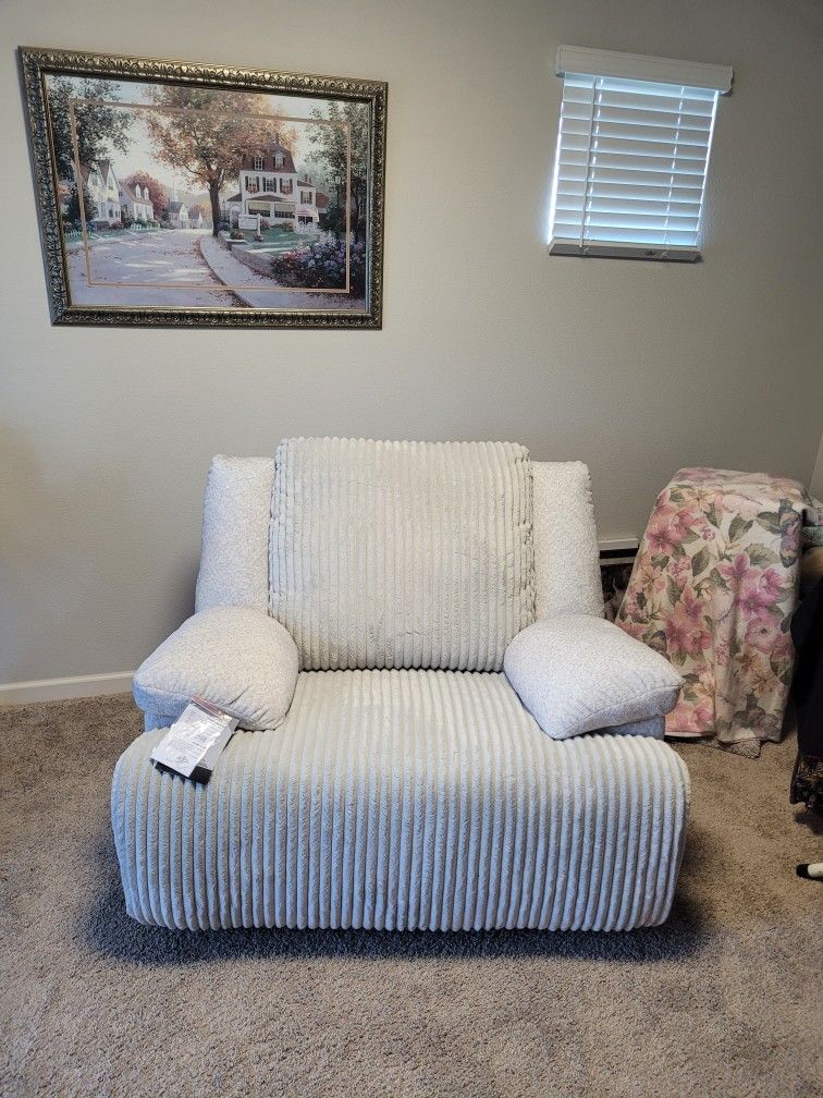 Recliner XL, New From Box.