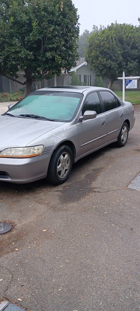 2000 Honda Accord