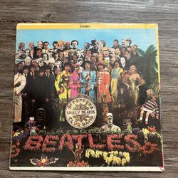 Beatles lonely hearts LP 