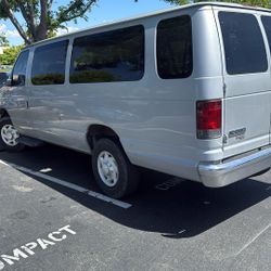2008 Ford Econoline E350